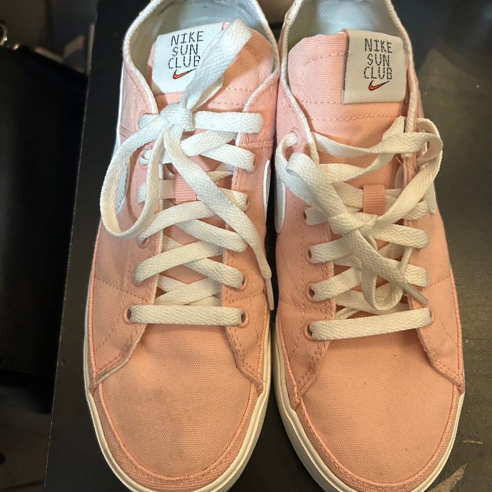 Nike Women's Court Legacy Canvas Shoes